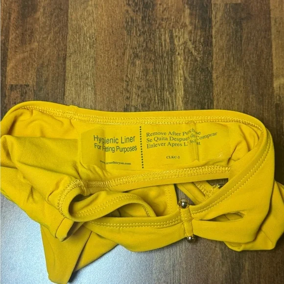 Robin Piccone Ava Luca Bikini Bottom Yellow/ Gold size Small Barbell Swim NEW - Picture 7 of 7